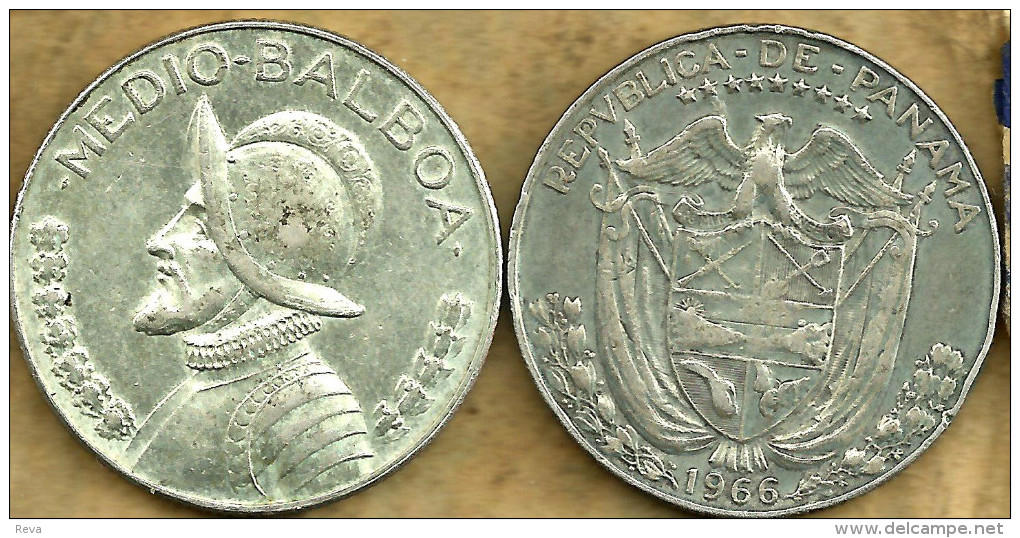 PANAMA 1/2 BALBOA  MAN FRONT EMBLEM BACK 1968 AG SILVER VF+ KM? READ DESCRIPTION VERY CAREFULLY !!! - Panamá