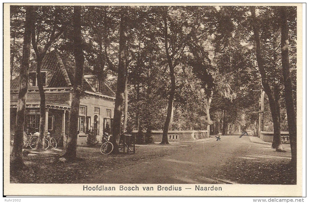 Uralte AK Naarden - Hoofdlan Bosch Van Bredius - Naarden