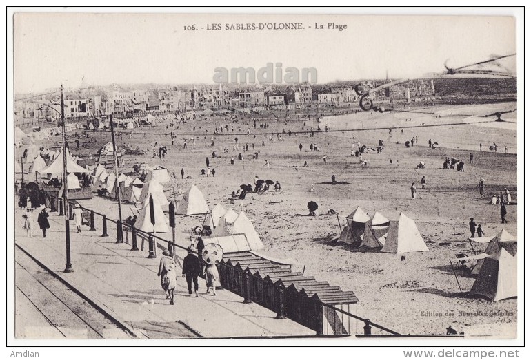 France 85 - Sables D'Olonne, La Plage C1910s CPA Animee - Vintage Postcard - Early Beach Scene - People-bathers-tents - Sables D'Olonne