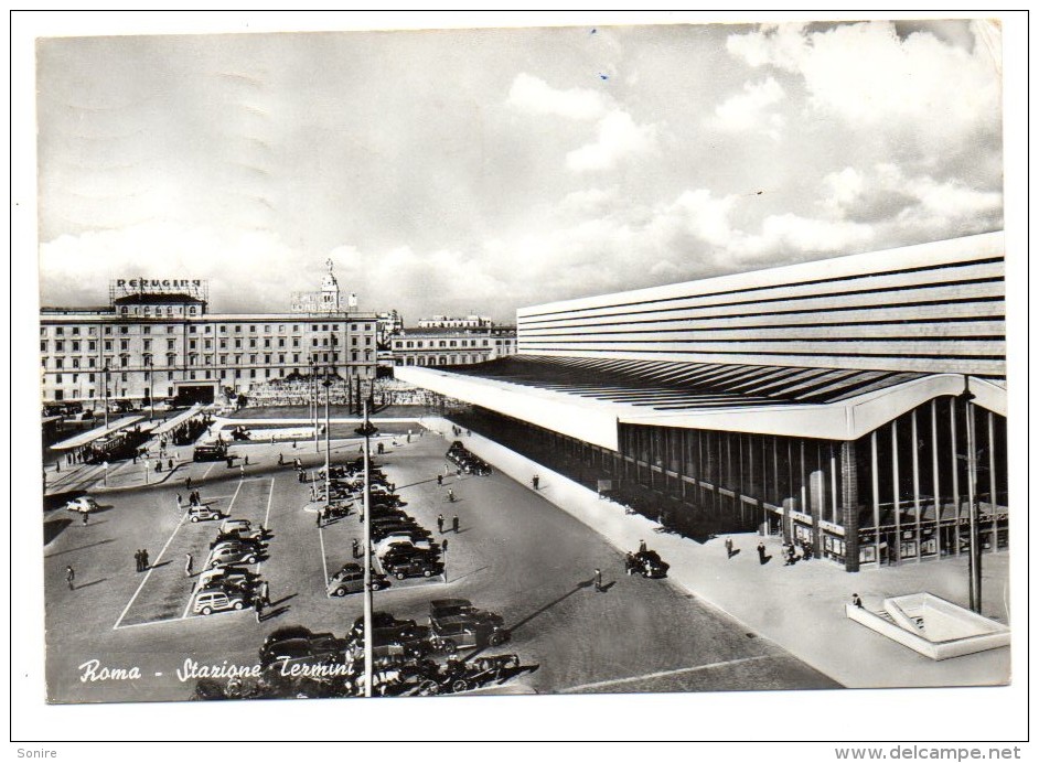 ROMA 1977 - STAZIONE TERMINI - VECCHIE AUTO - ANIMATA - C043 - Stazione Termini