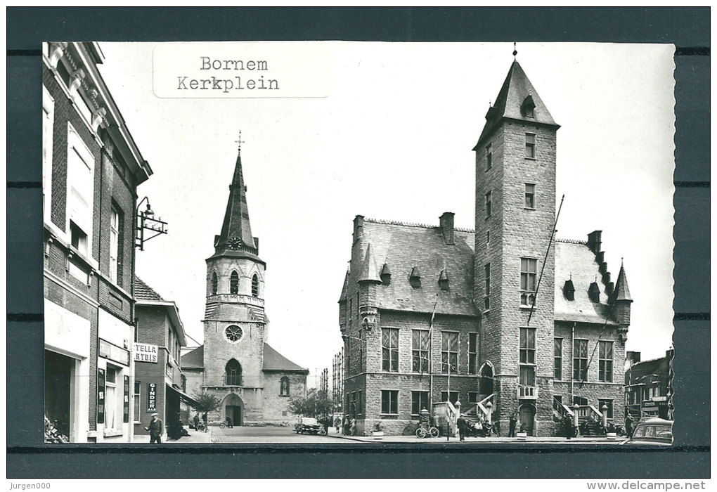BORNEM: Kerkplein, Niet Gelopen Postkaart (GA18987) - Bornem