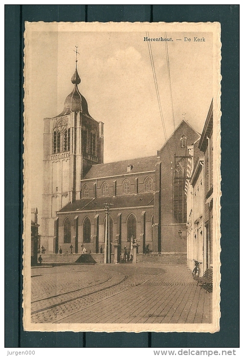 HERENTHOUT: De Kerk, Niet Gelopen Postkaart (Uitg Louis Schoors-Mans) (GA19338) - Herenthout