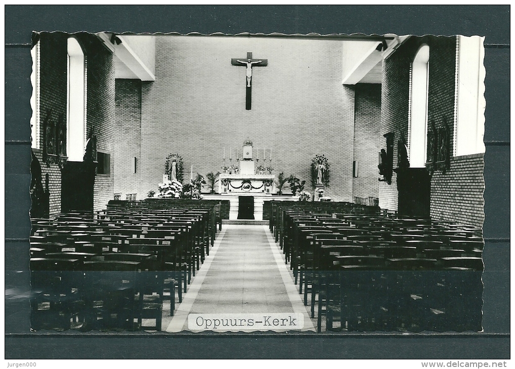 OPPUURS: Binnenzicht Van De Kerk, Niet Gelopen Postkaart (Uitg Focilux) (GA19715) - Sint-Amands