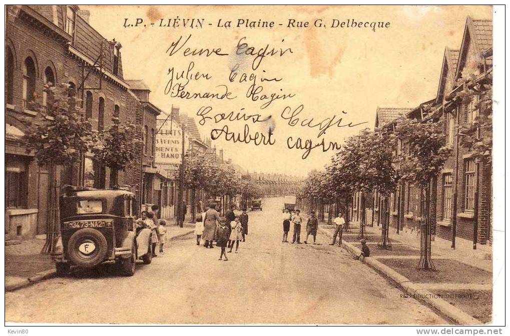 62 LIEVIN La Plaine Rue G. Delbecque Cpa Animée - Lievin