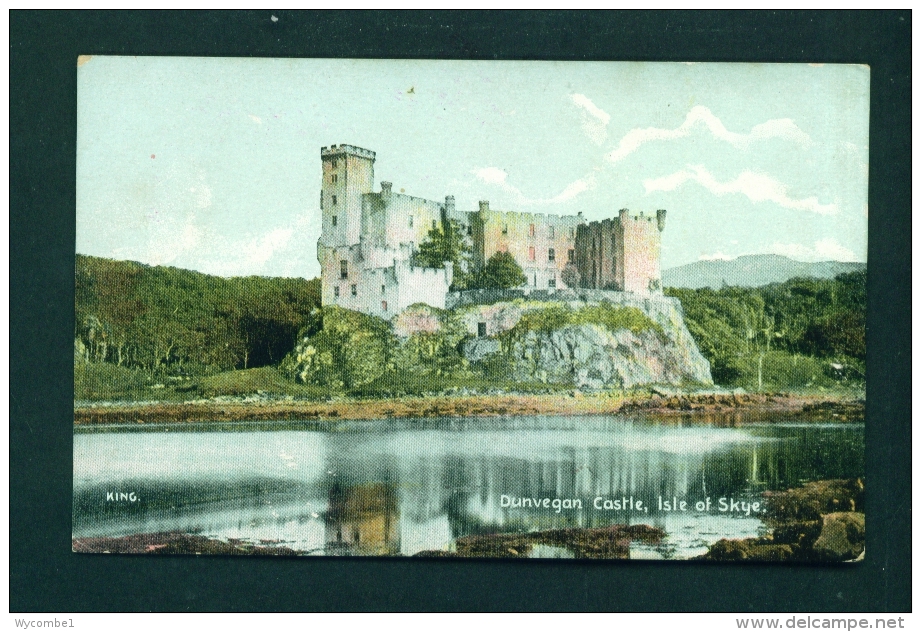 SCOTLAND  -  Dunvegan Castle  Isle Of Skye  Unused Postcard As Scan - Ross & Cromarty