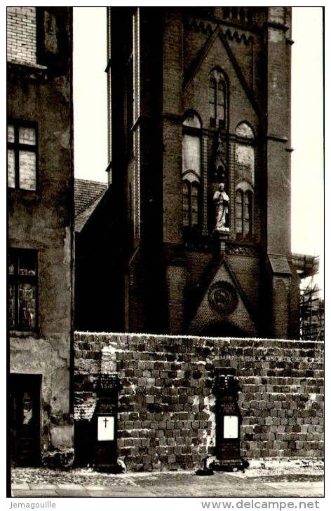 BERLIN - Bernauer Strasse Mit Versöhnungskirche - M-3 - Friedrichshain