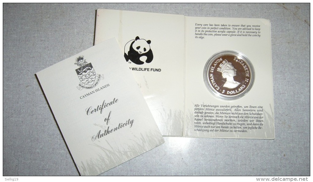 WWF 25th Anniversary Coin Collection - Cayman Islands - Cuban Amazon - Iles Caïmans