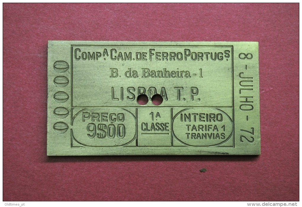 MEDALHA - COMPANHIA DE CAMINHOS DE FERRO - FORMATO BILHETE - BAIXA BANHEIRA - 1972 - Professionals / Firms