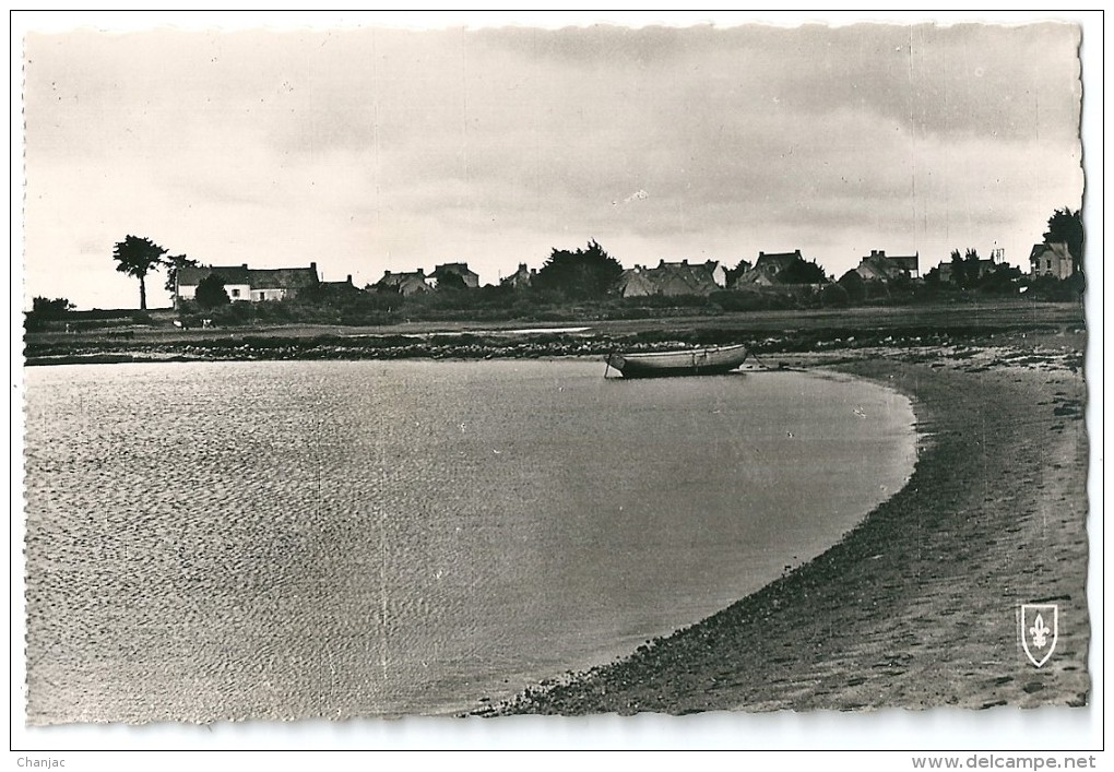 Cpsm: 56 ILE D´ARZ (ar. Vannes) La Plage De KERGILLEC  N° 1089 - Ile D'Arz