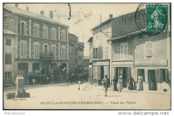 69 SAINT LAURENT DE CHAMOUSSET / Place Du Plâtre / - Saint-Laurent-de-Chamousset