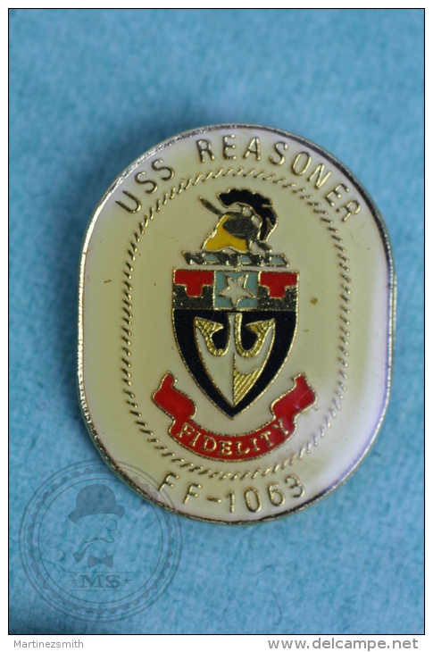 USS Reasoner FF-1063 Warship - Pin Badge #PLS - Barcos