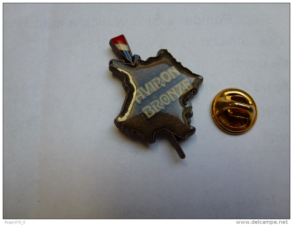 Superbe Pin´s , Aviron Bronze   , Carte De France - Roeisport