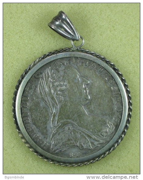 Silberner Münzanhänger "Maria Theresia" - Pendants