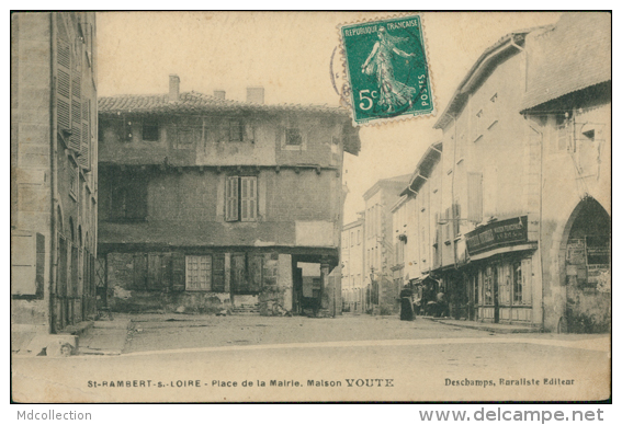 42 SAINT JUST SAINT RAMBERT / Place De La Mairie, Maison Voute / - Saint Just Saint Rambert