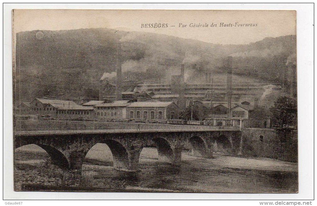 BESSEGES (30) - VUE GENERALE DES HAUTS FOURNEAUX - Bessèges