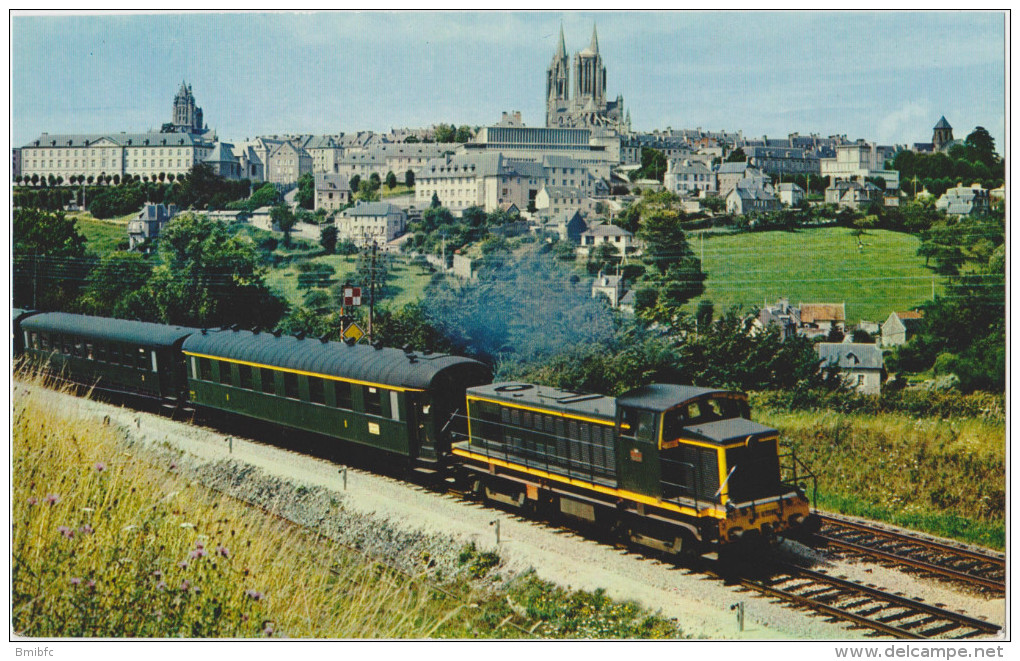 Train : Splendide Image Des Editions La Vie Du Rail : Le Train 396, Se Dirigeant Vers Paris Passe Devant Coutances..... - Eisenbahnverkehr