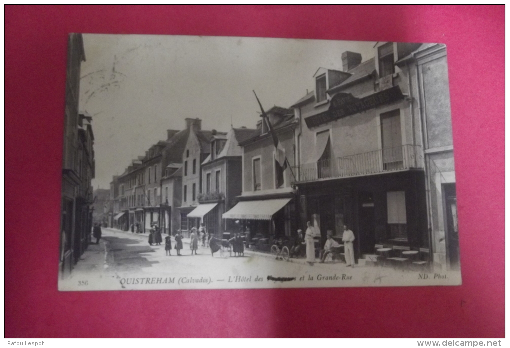 Cp  Ouistreham L Hotel Des Voyageurs Et La Grande Rue - Ouistreham