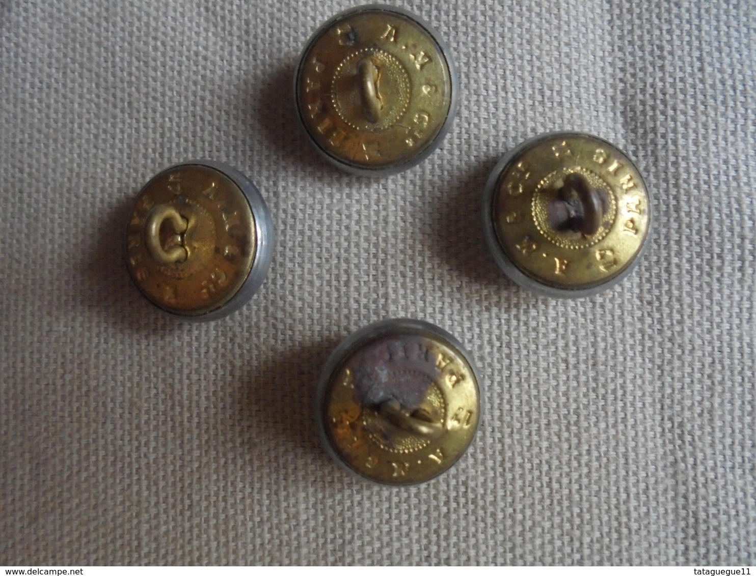 Ancien - Petit Lot 4 Boutons D'uniforme Sapeurs Pompiers - Botones