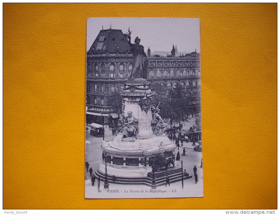 Cpa    PARIS    - 75   - Statue De La République - Statues