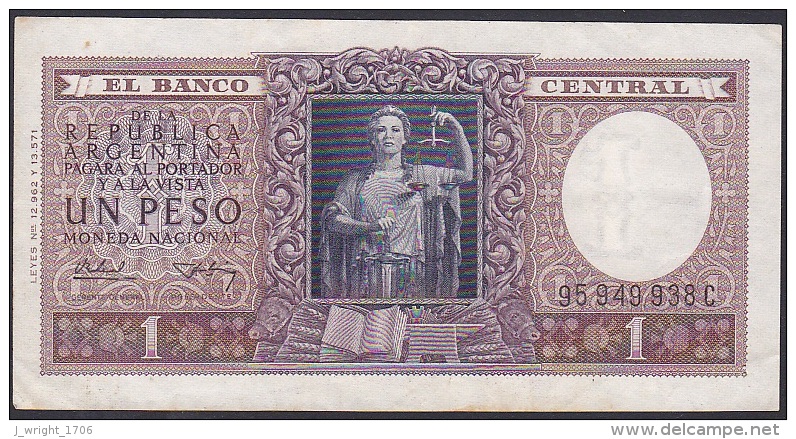 Argentina, 1 Peso, P.263b (with Dark Line In Upper Watermark) VF - Argentina