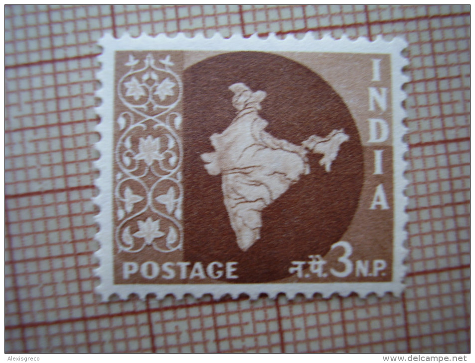 INDIA 1957 New Currency Definitive Issue TEN Values  to 75 n.p. in  SINGLES MINT with Hinge remnants.