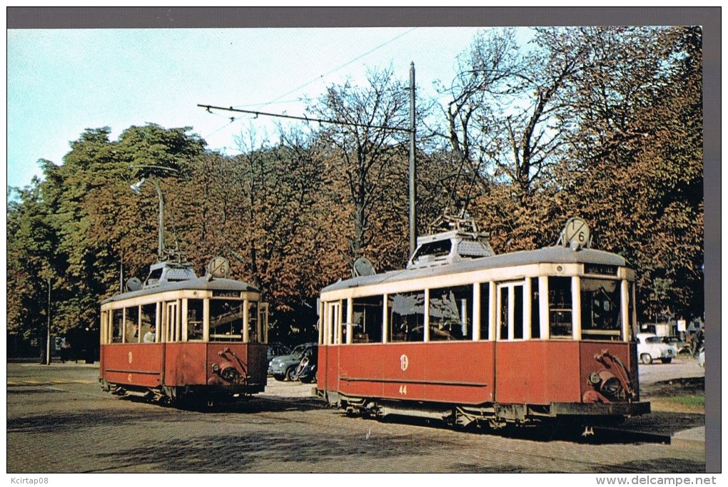 DIJON . Motrice Série 40 , Voie Métrique . - Tramways