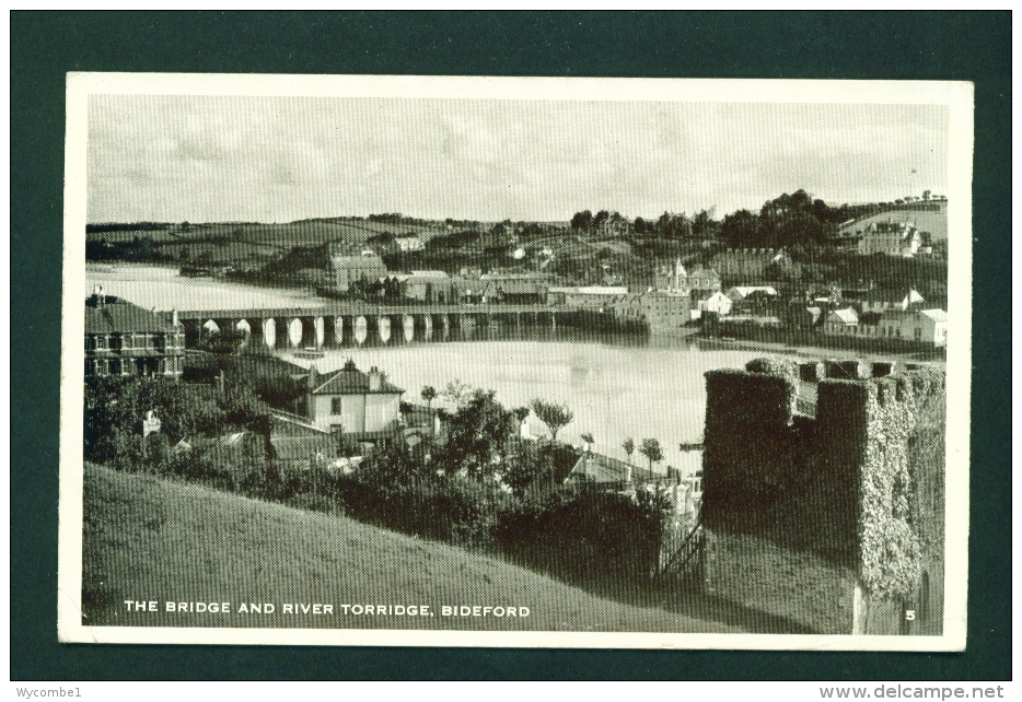 ENGLAND  -  Bideford  The Bridge  Used Postcard As Scans - Other & Unclassified