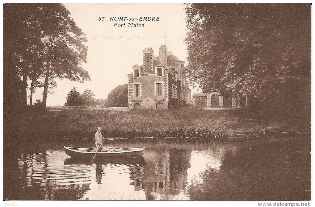 44 - NORT  SUR  ERDRE - T.Belle Vue Animée Du Port Mulon ( Homme Dans Une Barque ) - Nort Sur Erdre