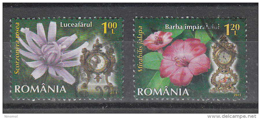 Romania   -   2013. Fiori Con Orologio.  Flowers With Watch - Orologeria