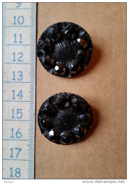 Lot De 2 Boutons Anciens Verre - Buttons