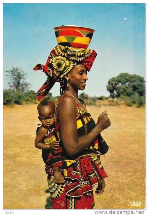 L'Afrique En Couleurs - Jeune Maman Avec Son Bébé - Sénégal - Africa