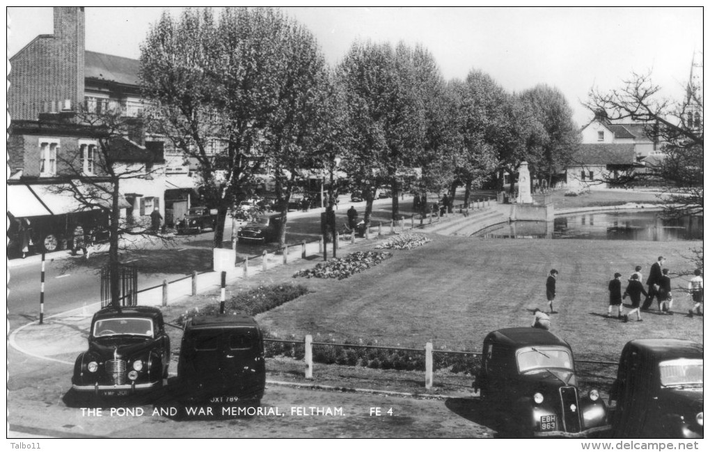 Feltham - The Pond And War Mémorial - Middlesex