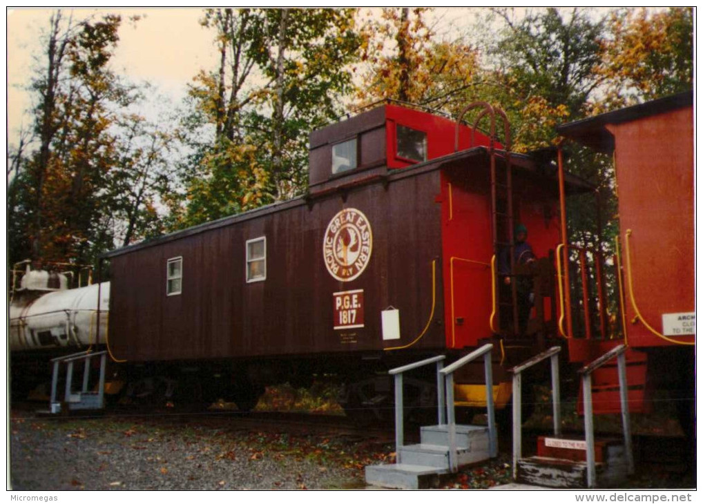 Heritage Park - Caboose - 1996 - Trains