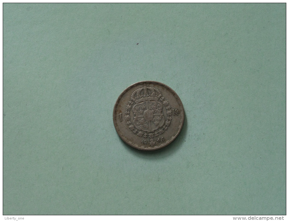 1946 TS - 1 Krona / KM 814 ( Uncleaned Coin / For Grade, Please See Photo ) !! - Suède