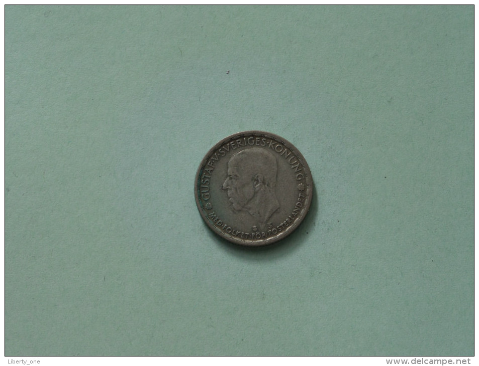 1946 TS - 1 Krona / KM 814 ( Uncleaned Coin / For Grade, Please See Photo ) !! - Schweden