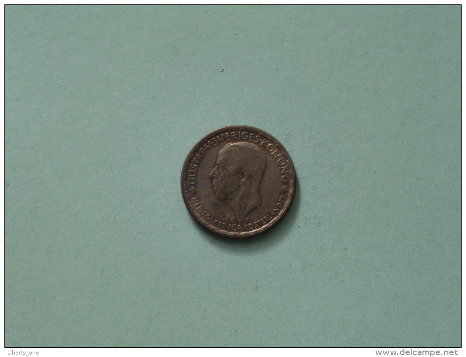 1946 TS - 1 Krona / KM 814 ( Uncleaned Coin / For Grade, Please See Photo ) !! - Svezia