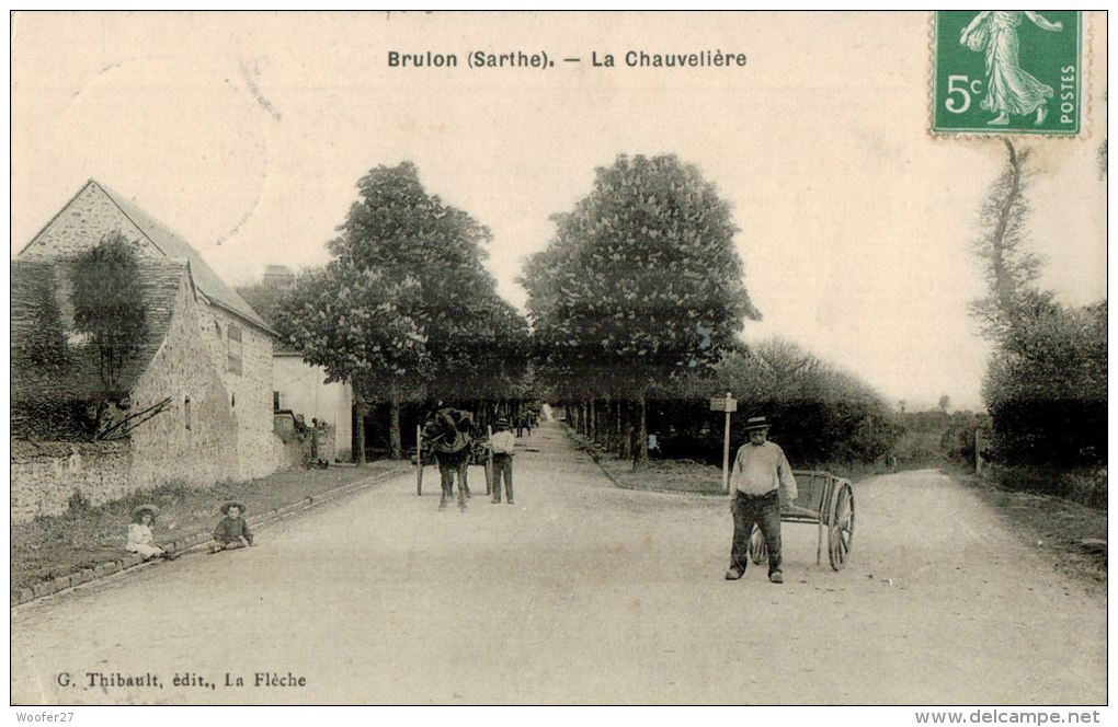 CPA  BRULON   La Chauvelière ,avec Un Attelage  Et Des Personnes - Brulon