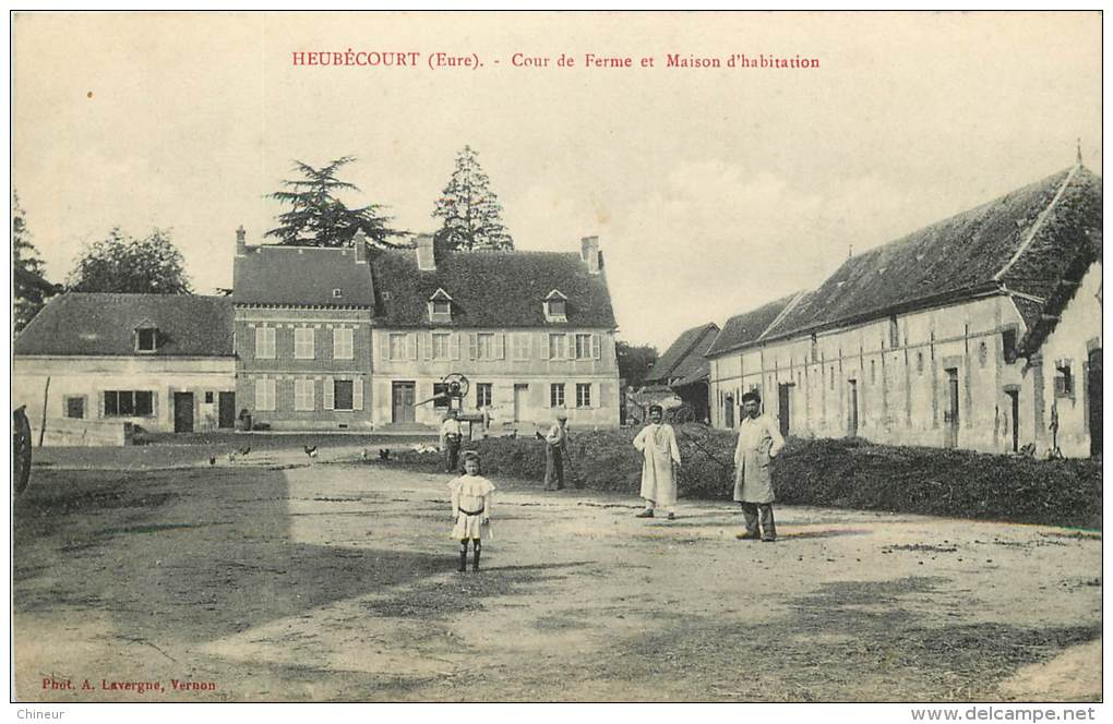 HEUBECOURT COUR DE FERME ET MAISON D'HABITATION - Hébécourt