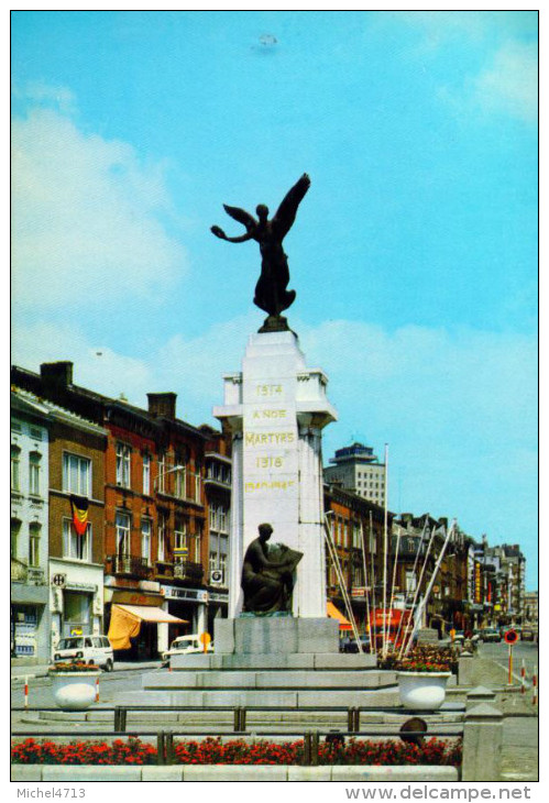 MONUMENT AUX MORTS    CPA  1952 - Honnelles