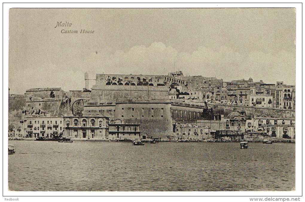 RB 992 - Early Postcard -  Custom House Valletta Malta - Malta