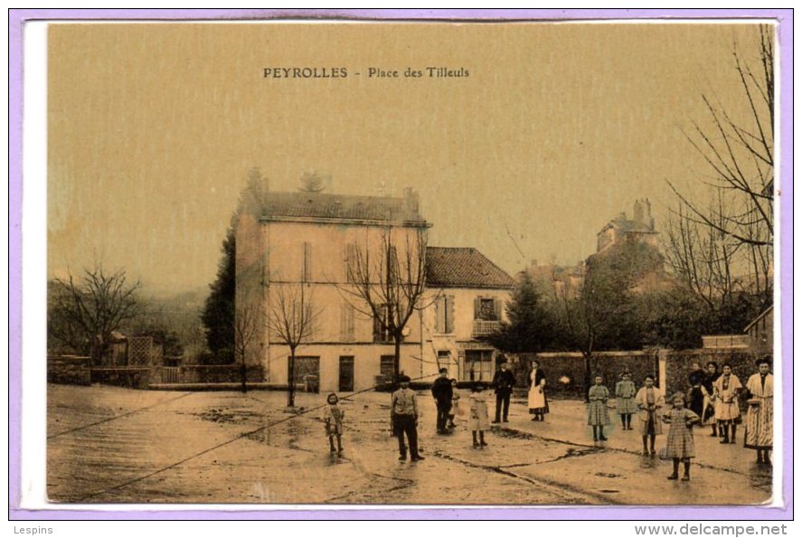 13 - PEYROLLES -- Place Des Tilleuls - Peyrolles