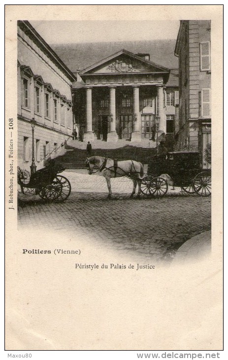 POITIERS - Péristyle Du Palais De Justice - - Poitiers