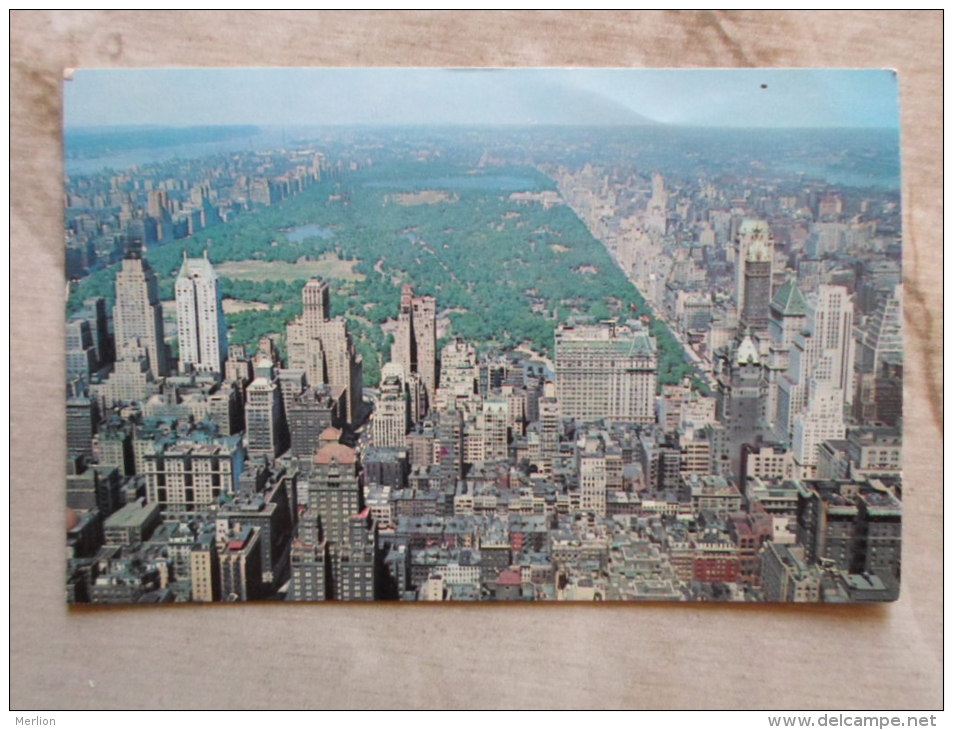US    NY New York City -Manhattan  Central Park   1963     Stamp    D120311 - Central Park