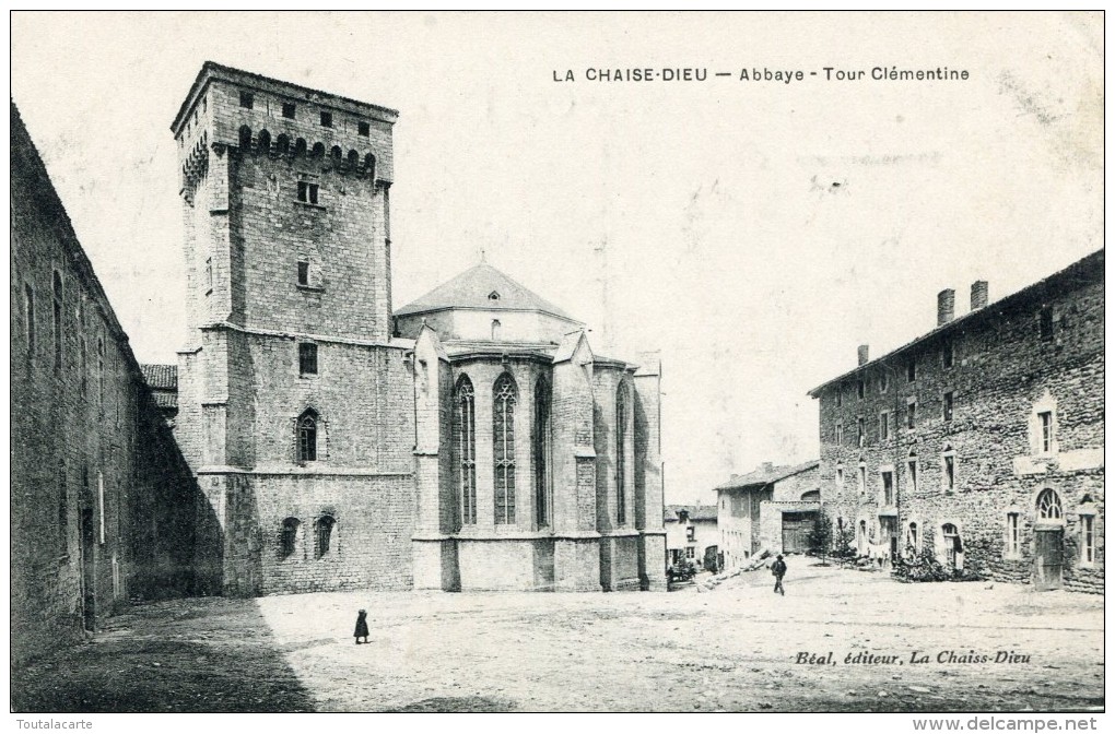 CPA 43   LA CHAISE DIEU FACADE DE L EGLISE - La Chaise Dieu