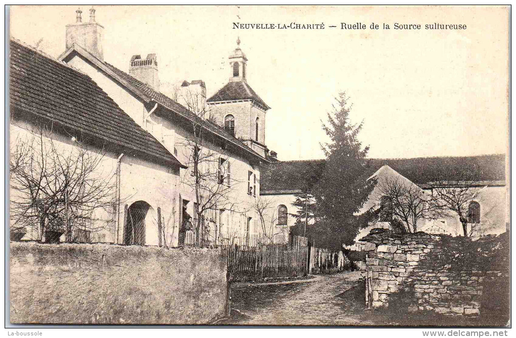 70 NEUVELLE LA CHARITE - Ruelle De La Source Sulfureuse - Autres & Non Classés