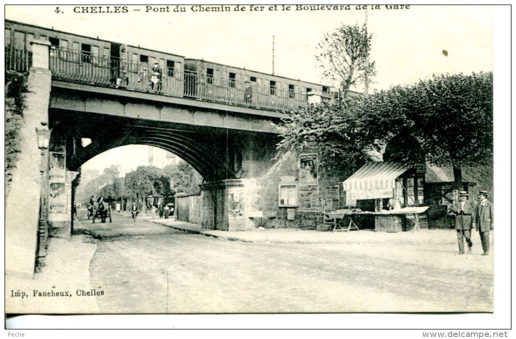 N°40727 -cpa Chelles -pont Du Chemin De Fer Avec Train- - Kunstbauten
