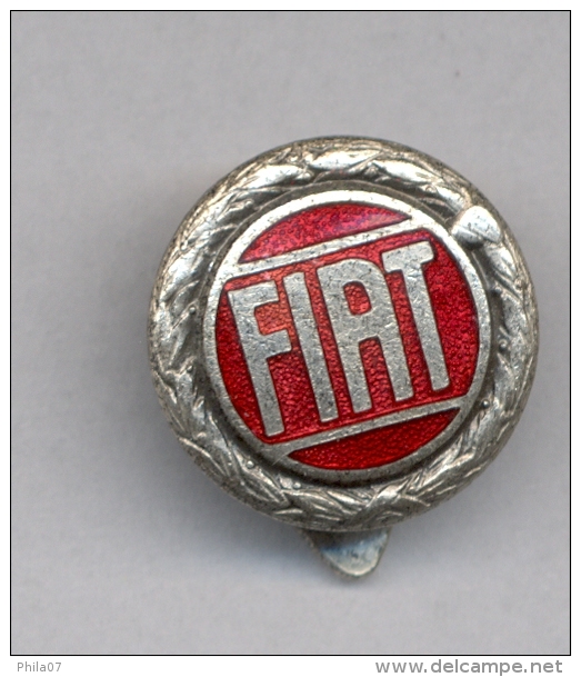 Italy - Old Car Badge 'FIAT'. Good Condition. See Scan. - Fiat