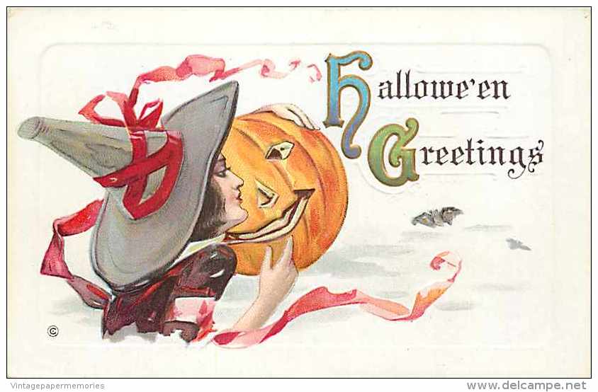 228457-Halloween, Stecher No 332 E, Witch Hugging A Jack O Lantern, Embossed Litho - Halloween