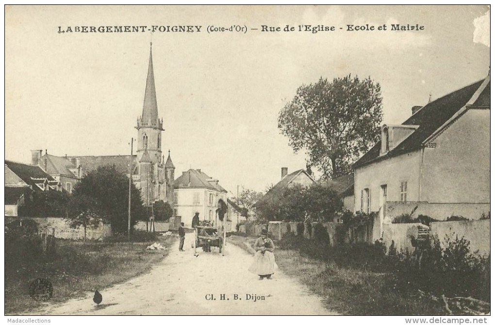 Labergement-Foigney (21 ) Rue De L´Eglise , Ecole Et Mairie - Altri & Non Classificati