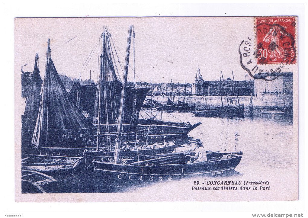 CONCARNEAU  BATEAUX SARDINIERS DANS LE PORT - Concarneau